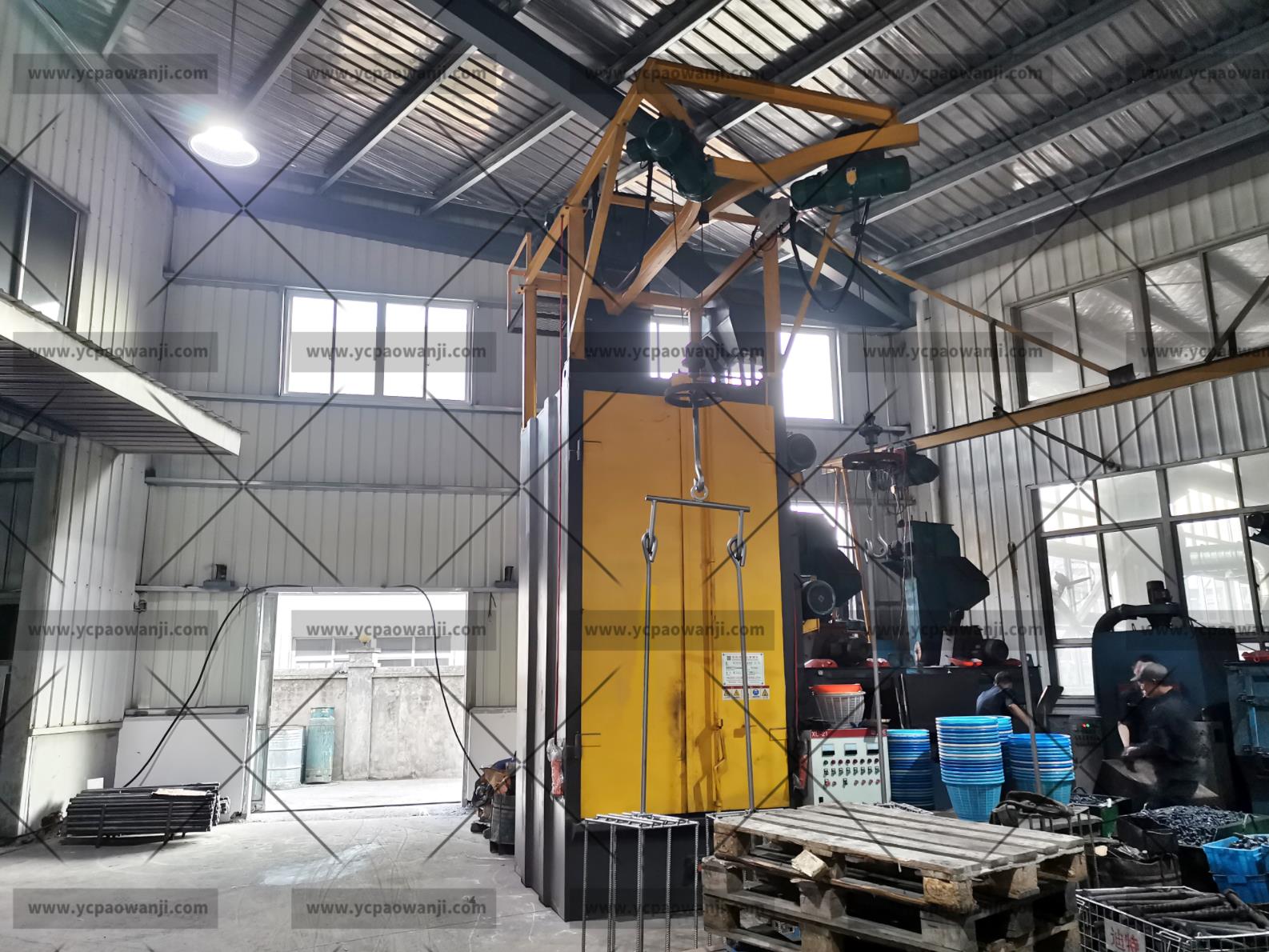 發(fā)往湖南長(zhǎng)沙Q3710吊鉤式拋丸機(jī)拋丸除銹去氧化皮效果怎么樣？